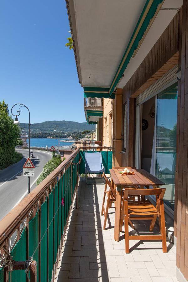 Rapallo Comodo Appartamento Signorile A Due Passi Dal Mare Con Posto Auto 外观 照片