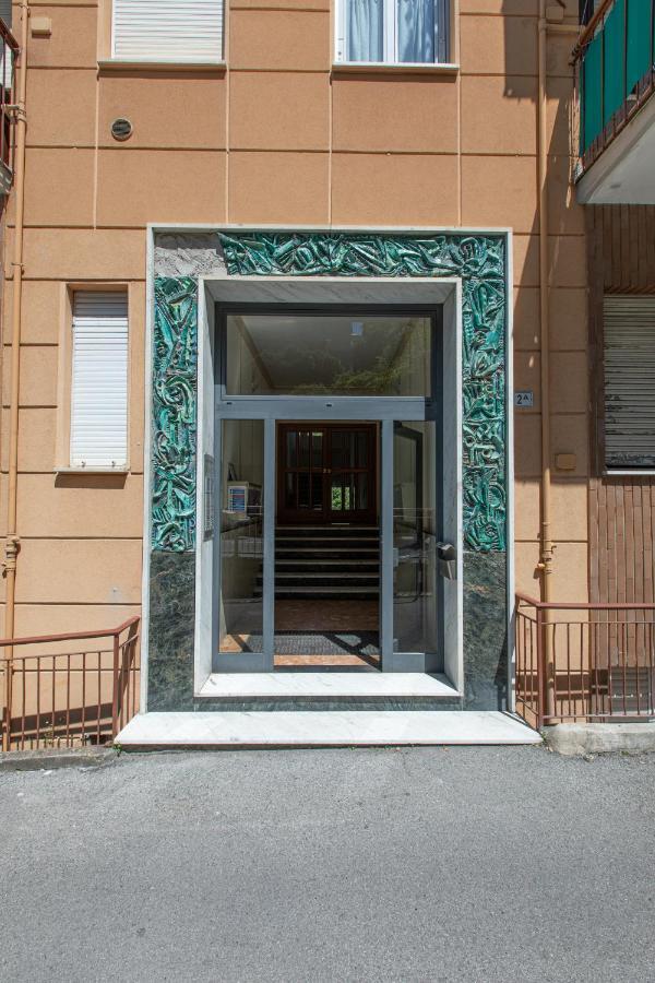 Rapallo Comodo Appartamento Signorile A Due Passi Dal Mare Con Posto Auto 外观 照片